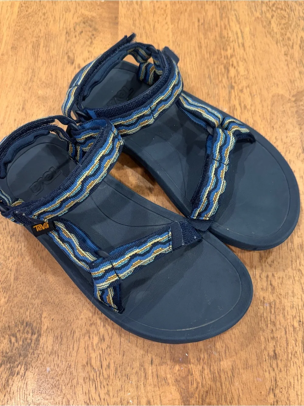 Teva Hurricane XLT 2 Sandals Youth 3 Blue Striped Strappy Outdoor Casual Summer